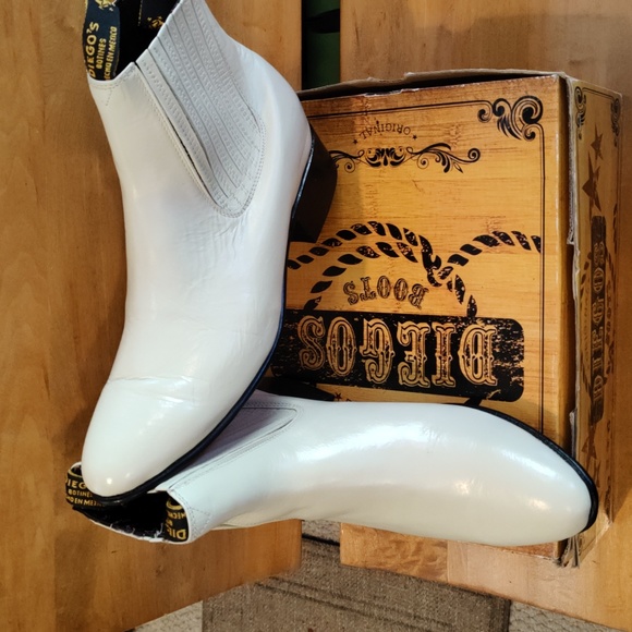 Diegos handmade in Mexico charro boots   size mex 30 ivory main image 14